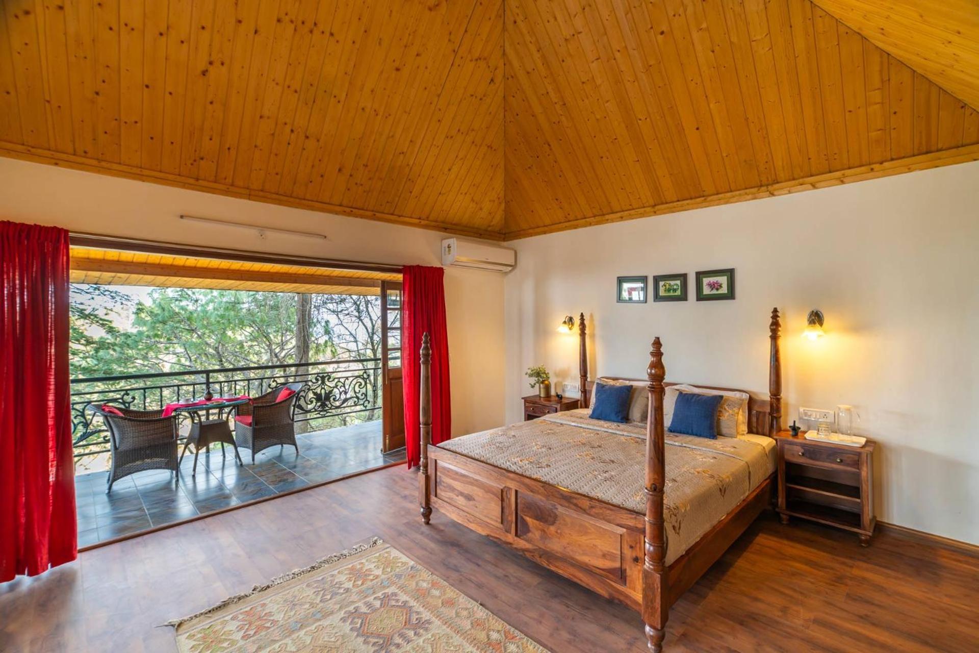Stayvista At Paris Villa With Pvt Pool & Valley View Kasauli Buitenkant foto