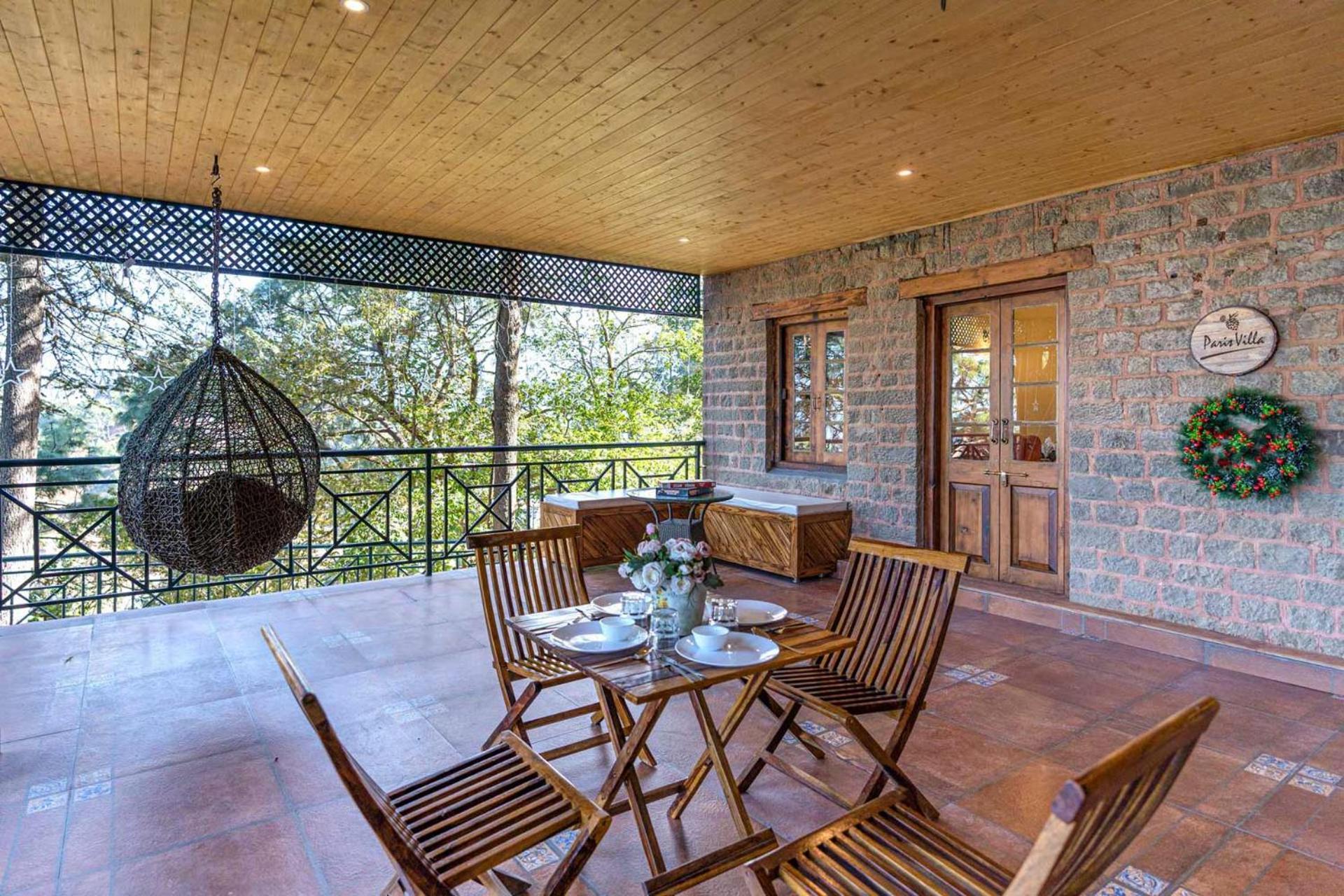 Stayvista At Paris Villa With Pvt Pool & Valley View Kasauli Buitenkant foto
